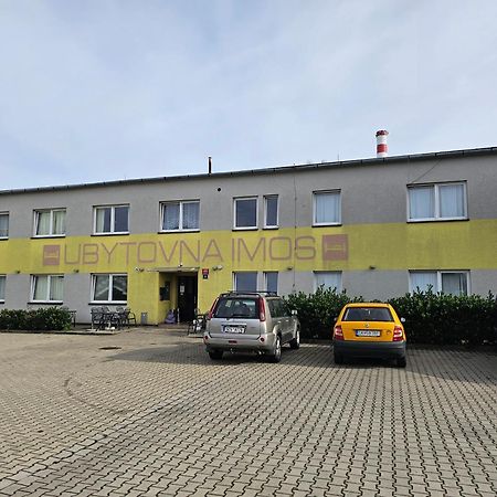 Ubytovna-Hostel- Imos Praga Zewnętrze zdjęcie