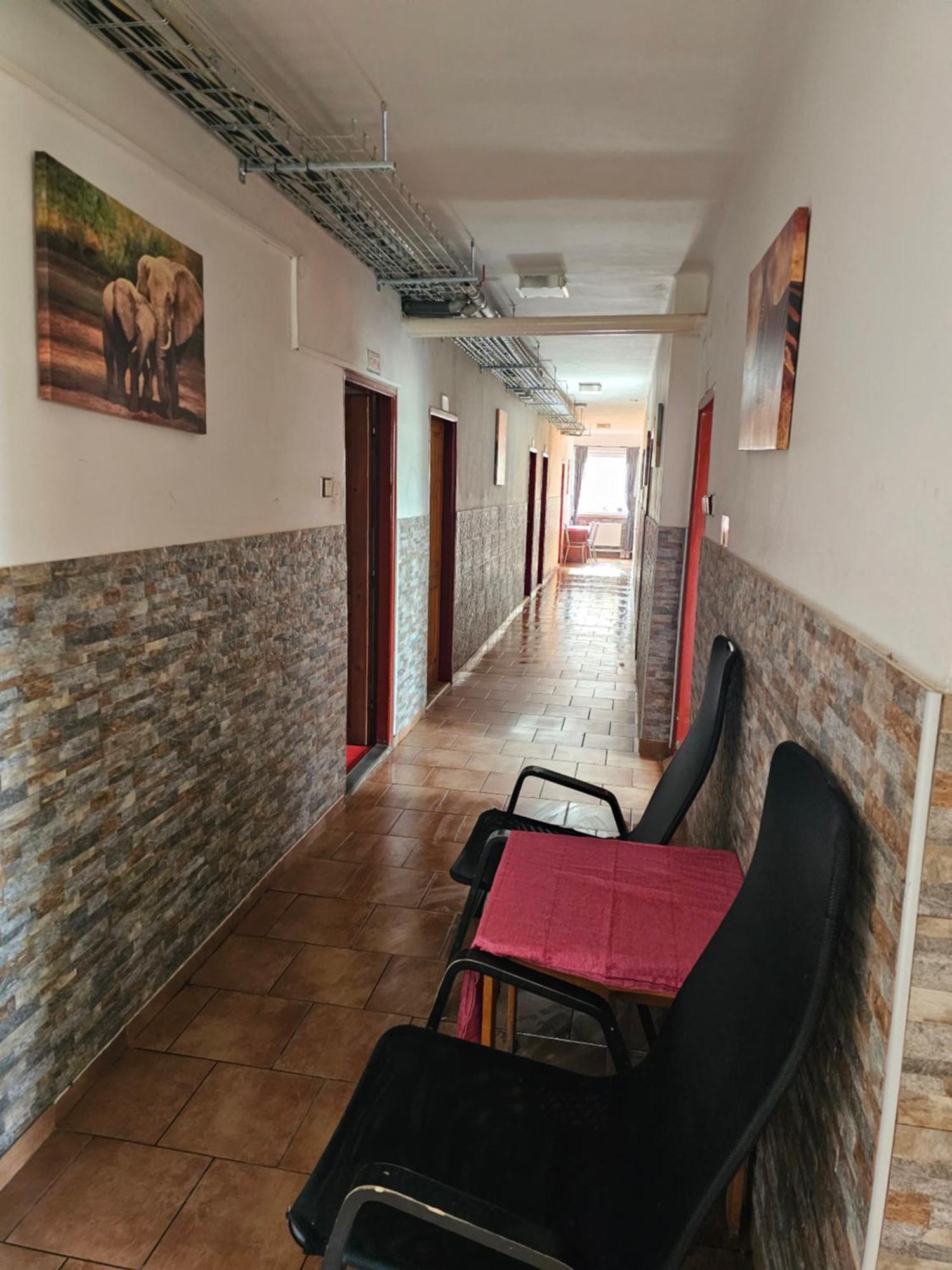 Ubytovna-Hostel- Imos Praga Zewnętrze zdjęcie
